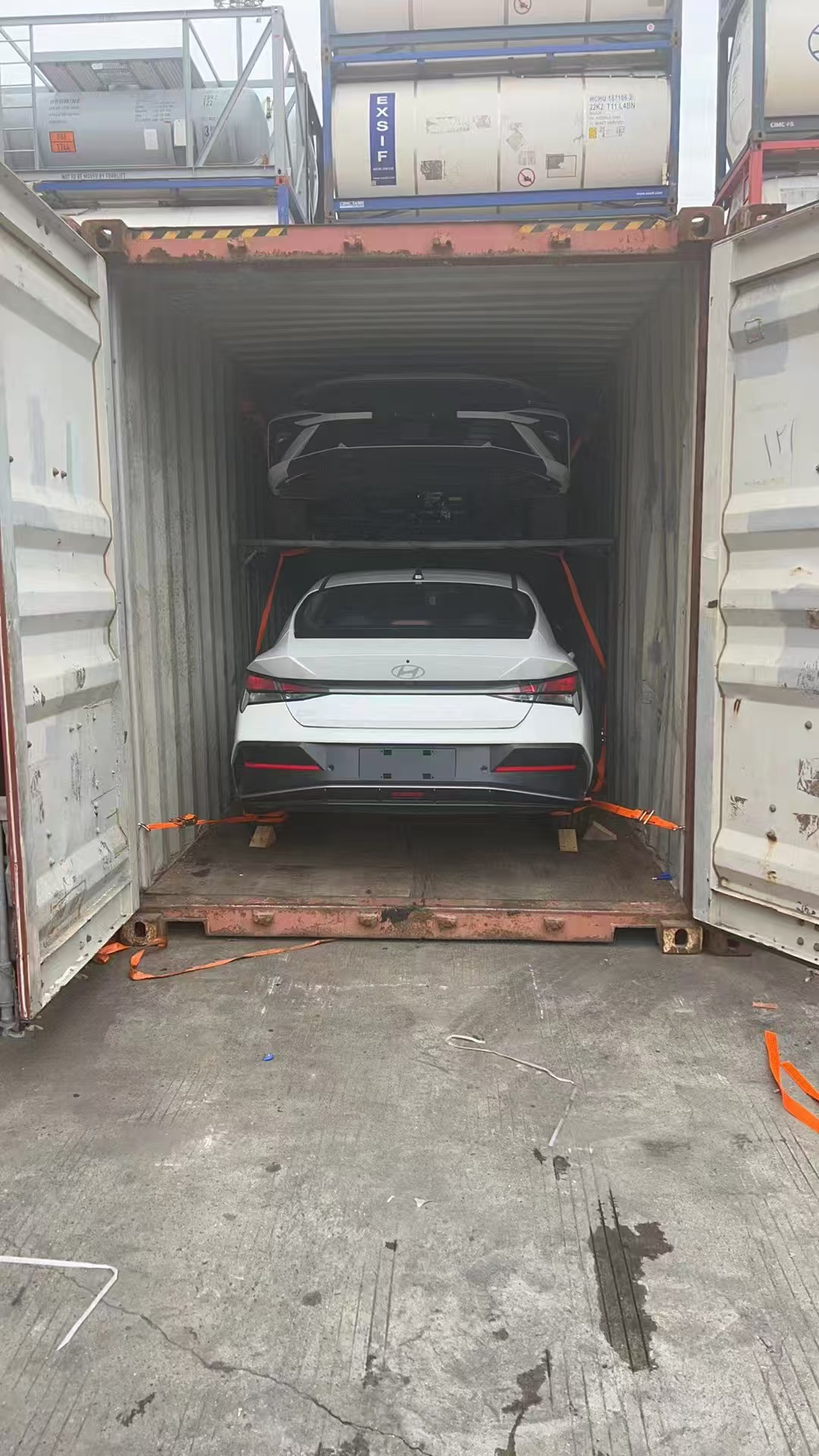Vehicle container loading for car export from China